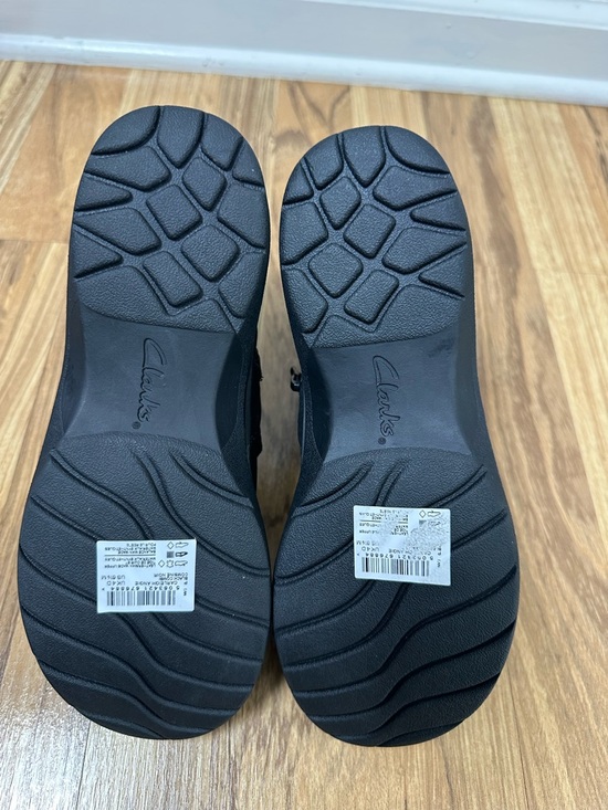 Clarks Collection Water Repellent Leather Boots -Carleigh Angie 6.5M Black - Picture 10 of 12